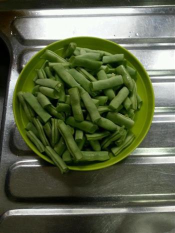 四季豆炒鱼滑怎么做，四季豆炒鱼滑怎么做好吃，四季豆炒鱼滑做法