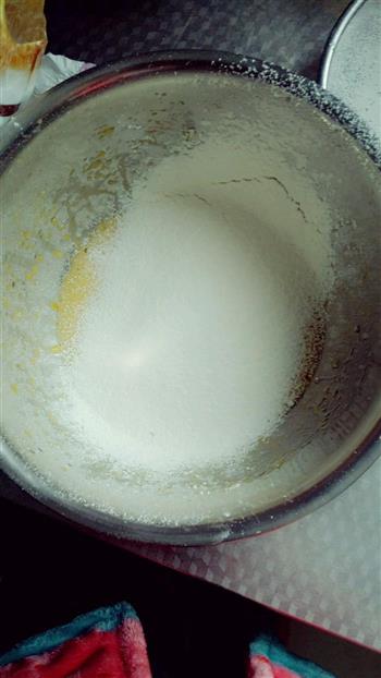 微波炉蛋糕卷怎么做，微波炉蛋糕卷怎么做好吃，微波炉蛋糕卷做法