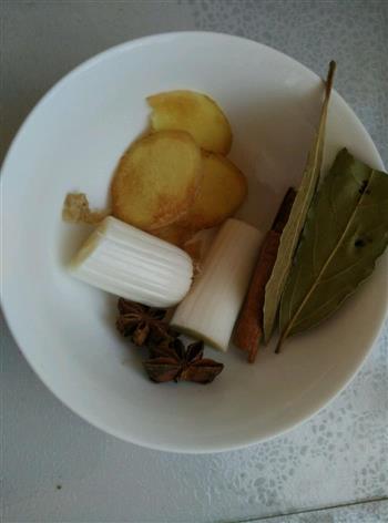 麻辣五香牛肉干怎么做，麻辣五香牛肉干怎么做好吃，麻辣五香牛肉干做法