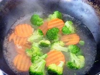 奥尔良煎鸡饭怎么做，奥尔良煎鸡饭怎么做好吃，奥尔良煎鸡饭做法