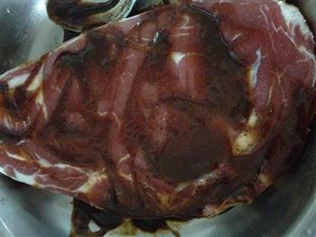 黑椒肉眼牛扒怎么做，黑椒肉眼牛扒怎么做好吃，黑椒肉眼牛扒做法
