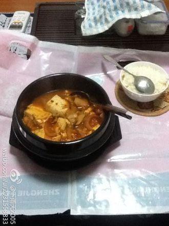韩国泡菜锅怎么做，韩国泡菜锅怎么做好吃，韩国泡菜锅做法