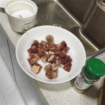薯片烤牛肉怎么做，薯片烤牛肉怎么做好吃，薯片烤牛肉做法