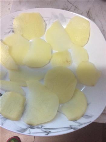 椒盐薯片怎么做，椒盐薯片怎么做好吃，椒盐薯片做法
