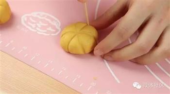 糯糯南瓜饼，非油炸的怎么做，糯糯南瓜饼，非油炸的怎么做好吃，糯糯南瓜饼，非油炸的做法