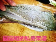 舌尖还原-梅干菜蒸鲈鱼怎么做，舌尖还原-梅干菜蒸鲈鱼怎么做好吃，舌尖还原-梅干菜蒸鲈鱼做法