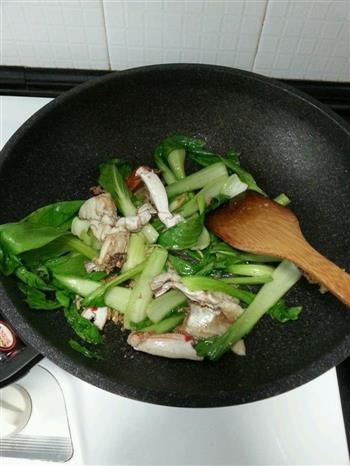 老干妈风味蟹炒年糕怎么做，老干妈风味蟹炒年糕怎么做好吃，老干妈风味蟹炒年糕做法