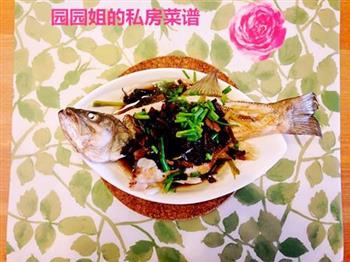 舌尖还原-梅干菜蒸鲈鱼怎么做，舌尖还原-梅干菜蒸鲈鱼怎么做好吃，舌尖还原-梅干菜蒸鲈鱼做法