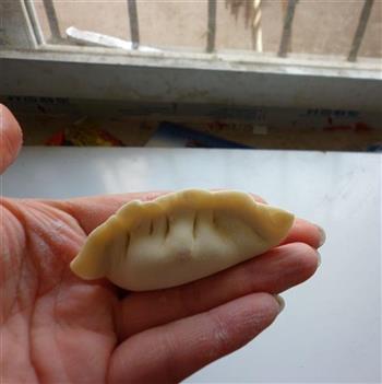 抱蛋煎饺怎么做，抱蛋煎饺怎么做好吃，抱蛋煎饺做法