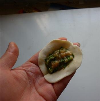 抱蛋煎饺怎么做，抱蛋煎饺怎么做好吃，抱蛋煎饺做法