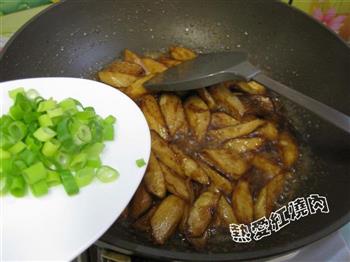 虾子焖茭白怎么做，虾子焖茭白怎么做好吃，虾子焖茭白做法