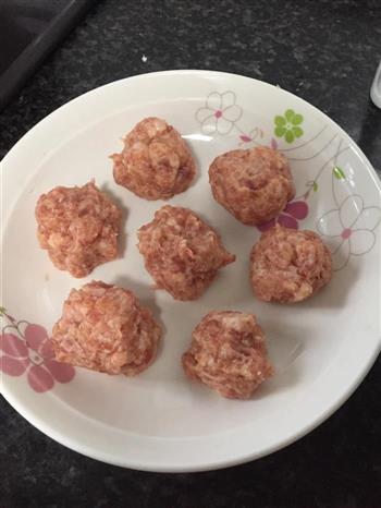 肉丸汤怎么做，肉丸汤怎么做好吃，肉丸汤做法