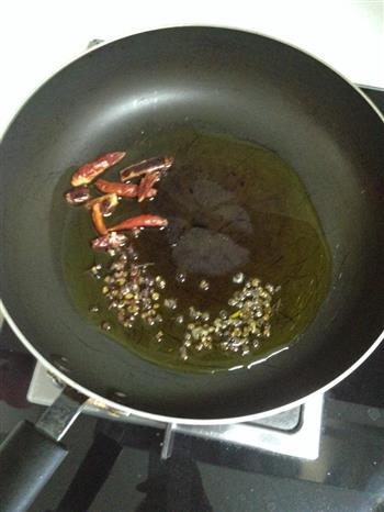 香辣盆盆虾怎么做，香辣盆盆虾怎么做好吃，香辣盆盆虾做法