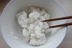 玫瑰蒸糕怎么做，玫瑰蒸糕怎么做好吃，玫瑰蒸糕做法