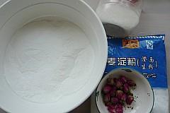 玫瑰蒸糕怎么做，玫瑰蒸糕怎么做好吃，玫瑰蒸糕做法