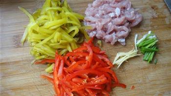 榨菜肉丝炒毛豆怎么做，榨菜肉丝炒毛豆怎么做好吃，榨菜肉丝炒毛豆做法
