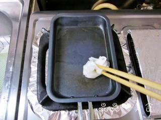 蟹肉棒玉子烧怎么做，蟹肉棒玉子烧怎么做好吃，蟹肉棒玉子烧做法