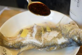梁食清蒸鲈鱼怎么做，梁食清蒸鲈鱼怎么做好吃，梁食清蒸鲈鱼做法