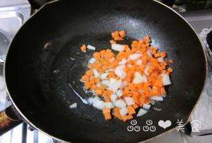 蘑菇鸡肉酱浇头面怎么做，蘑菇鸡肉酱浇头面怎么做好吃，蘑菇鸡肉酱浇头面做法