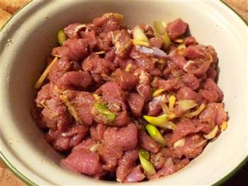 烧烤味羊肉片怎么做，烧烤味羊肉片怎么做好吃，烧烤味羊肉片做法
