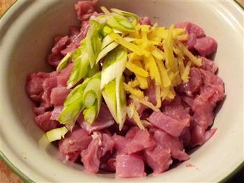 烧烤味羊肉片怎么做，烧烤味羊肉片怎么做好吃，烧烤味羊肉片做法
