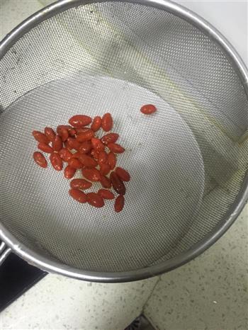 墨鱼猪肚汤怎么做，墨鱼猪肚汤怎么做好吃，墨鱼猪肚汤做法