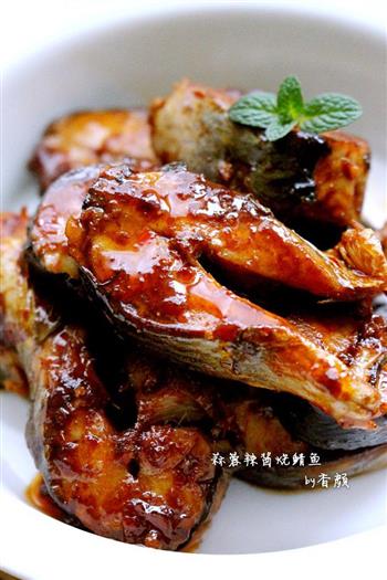蒜蓉辣酱烧鲭鱼怎么做，蒜蓉辣酱烧鲭鱼怎么做好吃，蒜蓉辣酱烧鲭鱼做法
