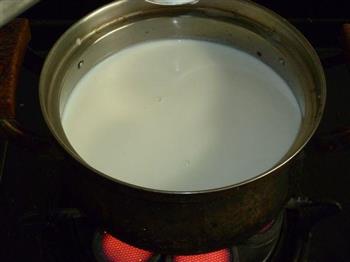 豆沙奶卷怎么做，豆沙奶卷怎么做好吃，豆沙奶卷做法