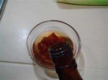 老煲海鲜芹菜粥怎么做，老煲海鲜芹菜粥怎么做好吃，老煲海鲜芹菜粥做法