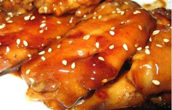 冰糖鸡翅怎么做，冰糖鸡翅怎么做好吃，冰糖鸡翅做法