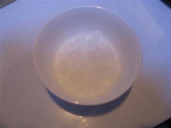 冰糖鸡翅怎么做，冰糖鸡翅怎么做好吃，冰糖鸡翅做法