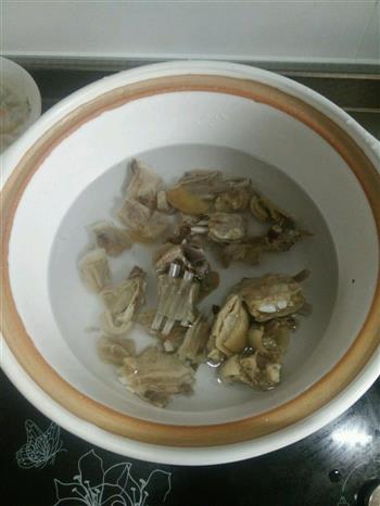 羊肉木耳炖萝卜怎么做，羊肉木耳炖萝卜怎么做好吃，羊肉木耳炖萝卜做法