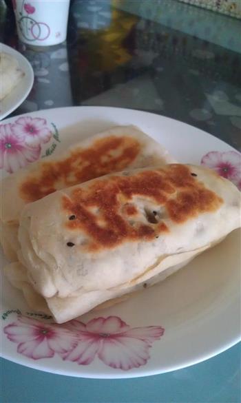 牛肉黑芝麻千层饼怎么做，牛肉黑芝麻千层饼怎么做好吃，牛肉黑芝麻千层饼做法