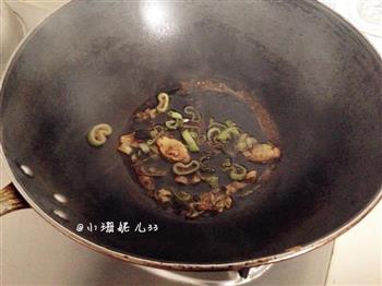 酱炖跳跳鱼怎么做，酱炖跳跳鱼怎么做好吃，酱炖跳跳鱼做法