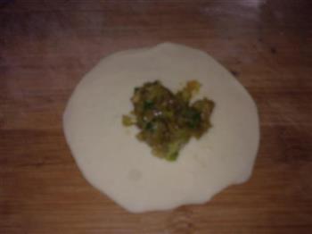 卷心菜生煎包怎么做，卷心菜生煎包怎么做好吃，卷心菜生煎包做法