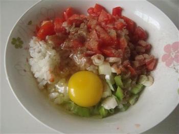 香煎番茄米饼怎么做，香煎番茄米饼怎么做好吃，香煎番茄米饼做法
