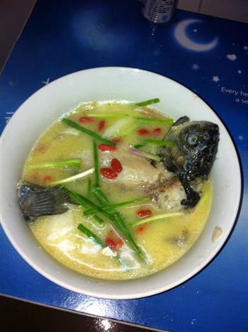 山药胡萝卜鲫鱼汤怎么做，山药胡萝卜鲫鱼汤怎么做好吃，山药胡萝卜鲫鱼汤做法