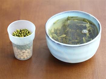 黄绿豆绿茶豆浆怎么做，黄绿豆绿茶豆浆怎么做好吃，黄绿豆绿茶豆浆做法