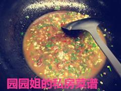 舌尖还原-啤酒泡菜鲫鱼怎么做，舌尖还原-啤酒泡菜鲫鱼怎么做好吃，舌尖还原-啤酒泡菜鲫鱼做法