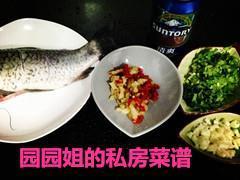 舌尖还原-啤酒泡菜鲫鱼怎么做，舌尖还原-啤酒泡菜鲫鱼怎么做好吃，舌尖还原-啤酒泡菜鲫鱼做法