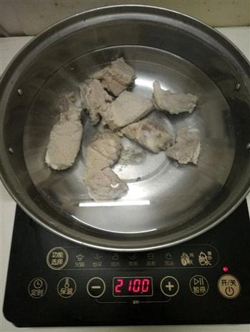 小鱼翅响螺片煲排骨汤怎么做，小鱼翅响螺片煲排骨汤怎么做好吃，小鱼翅响螺片煲排骨汤做法