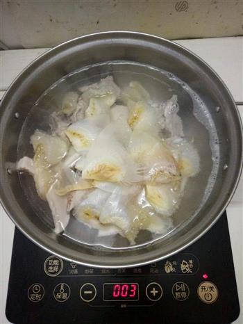 小鱼翅响螺片煲排骨汤怎么做，小鱼翅响螺片煲排骨汤怎么做好吃，小鱼翅响螺片煲排骨汤做法