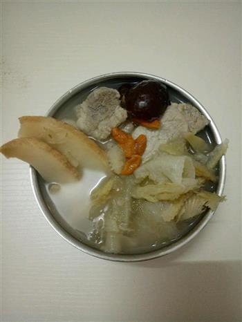 小鱼翅响螺片煲排骨汤怎么做，小鱼翅响螺片煲排骨汤怎么做好吃，小鱼翅响螺片煲排骨汤做法