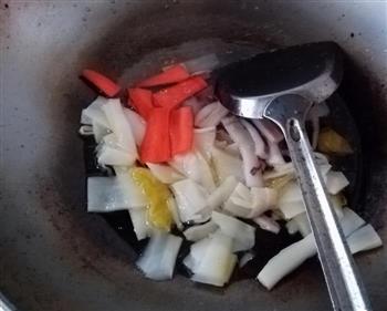 台湾鱿鱼羹怎么做，台湾鱿鱼羹怎么做好吃，台湾鱿鱼羹做法