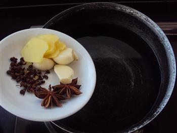 鸡丝沙拉怎么做，鸡丝沙拉怎么做好吃，鸡丝沙拉做法