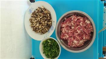 香菇肉包子怎么做，香菇肉包子怎么做好吃，香菇肉包子做法