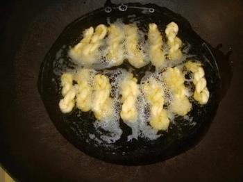 鸡蛋酥麻花怎么做，鸡蛋酥麻花怎么做好吃，鸡蛋酥麻花做法
