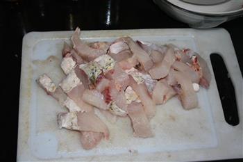 酥香鱼骨怎么做，酥香鱼骨怎么做好吃，酥香鱼骨做法