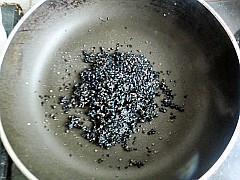 棋格芝麻栗子糕怎么做，棋格芝麻栗子糕怎么做好吃，棋格芝麻栗子糕做法
