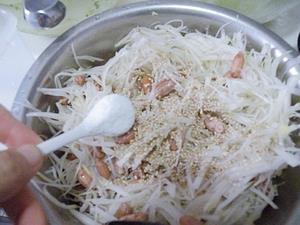 沂蒙闷菜怎么做，沂蒙闷菜怎么做好吃，沂蒙闷菜做法